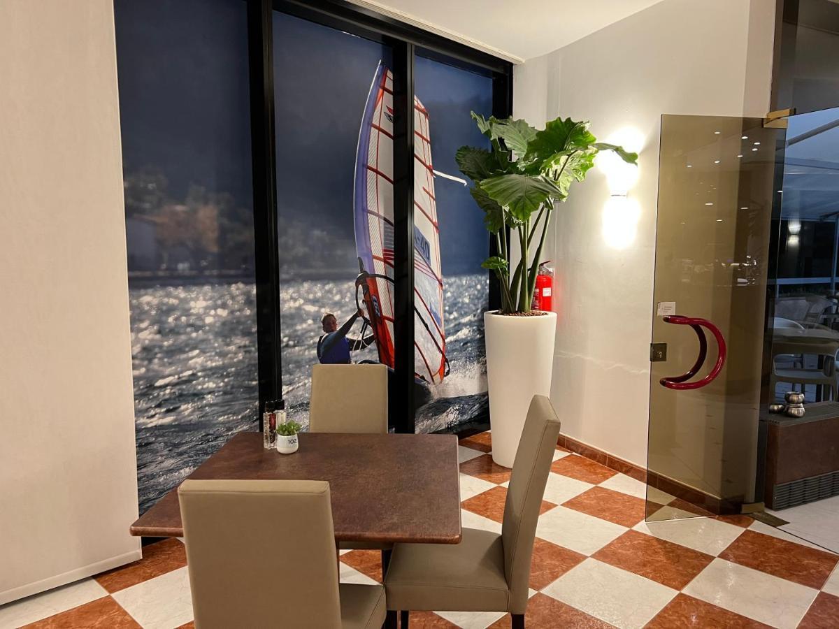 Hotel Wind